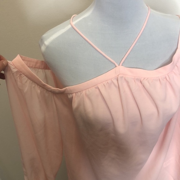 1 state women’s pink cold shoulder​ - Picture 2 of 9